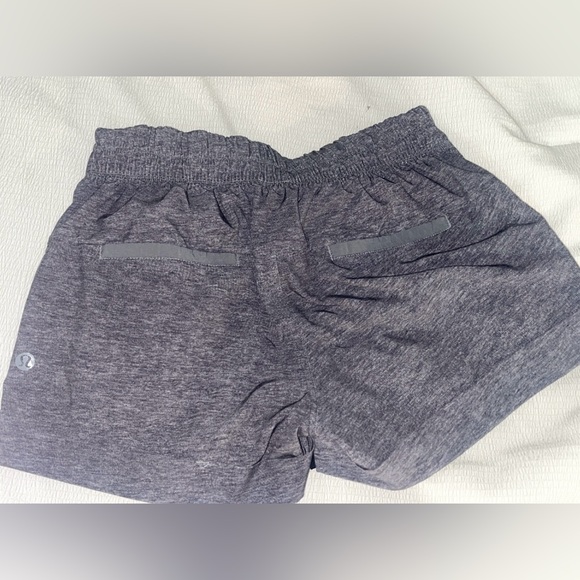 Lululemon Spring Break Away Short - Picture 2 of 3